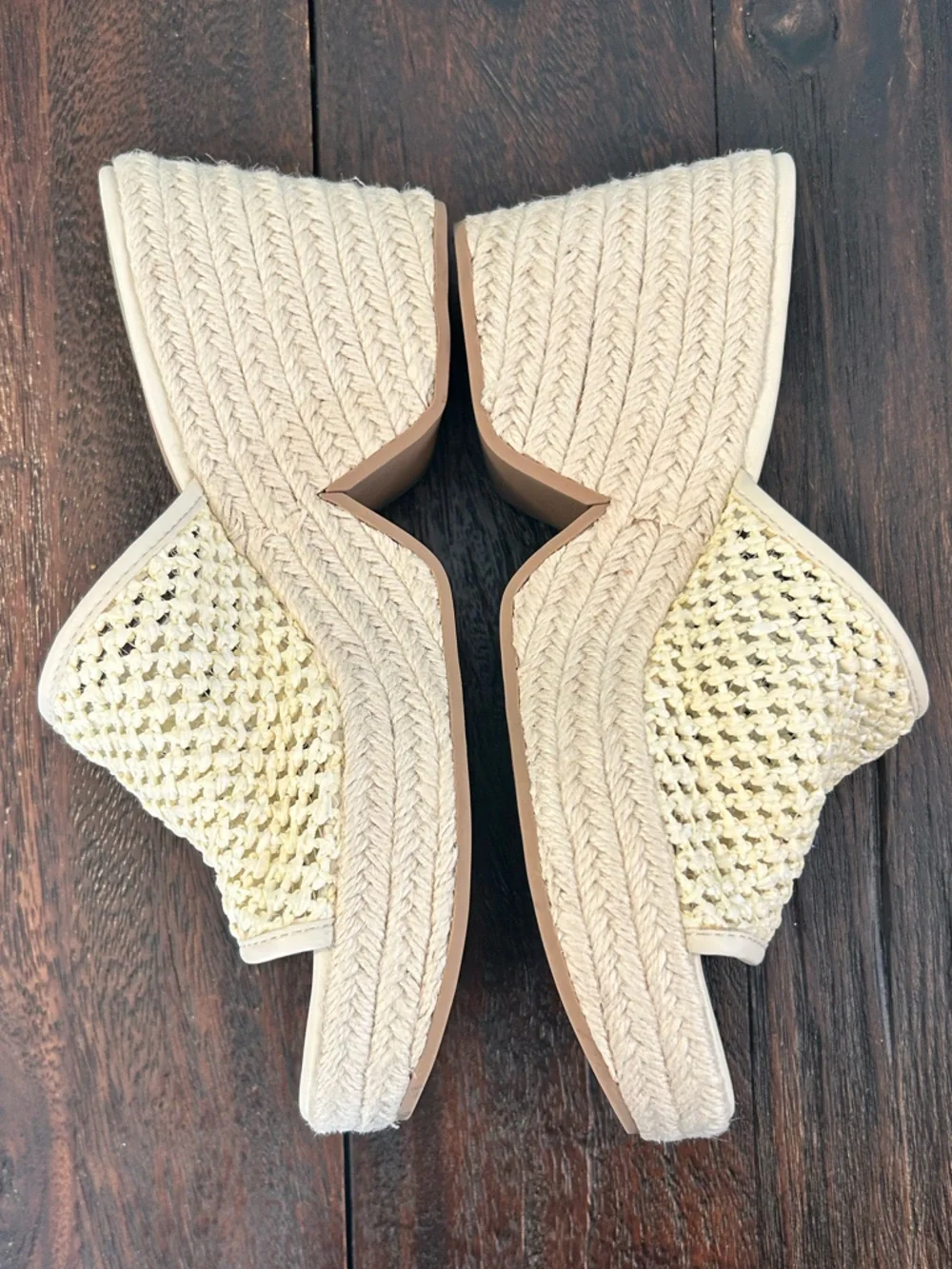 Dolce Vita Women's Saydie Cream Raffia Slip-On Wedge Platform Sandals - Picture 3 of 5
